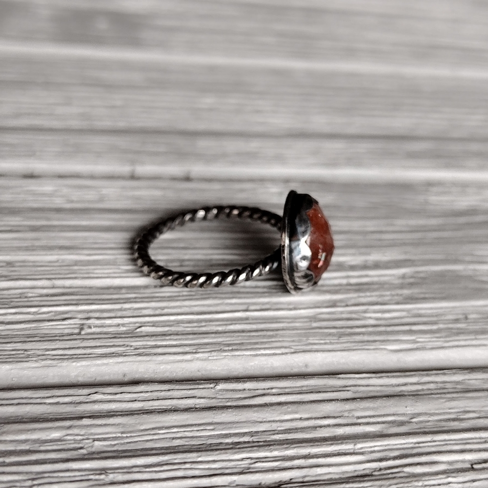 Sunstone Ring - Picture 16 of 16